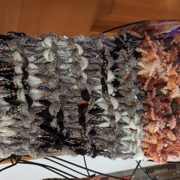 NEW! Handmade Knit Mixed Ribbon Yarn Bohemian Sparkle Fringe Scarf - Picture 4 of 11